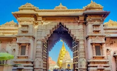 Kashi tour package 2 night 3 days