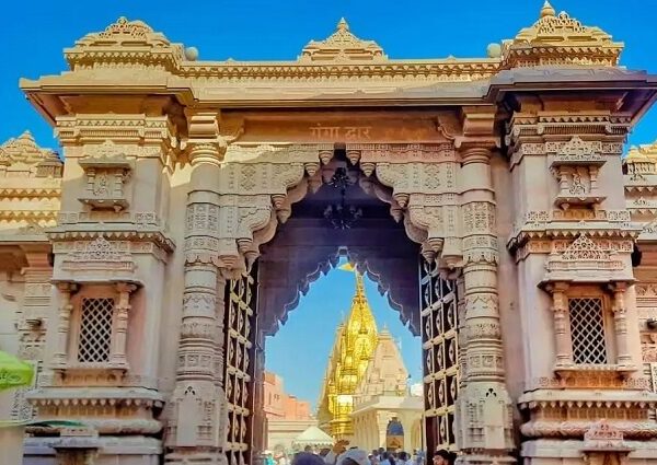 Kashi tour package 2 night 3 days