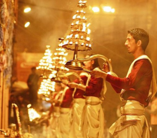 Paquete Turístico Aarti del Ganges Varanasi