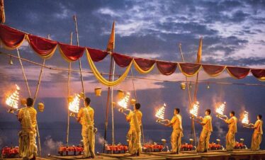 Kashi tour package 2 night 3 days