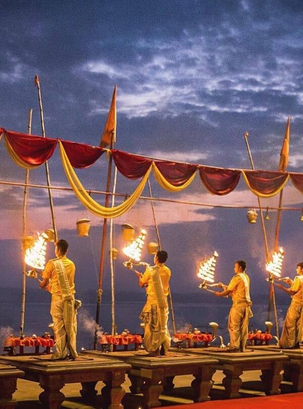 Kashi tour package 2 night 3 days