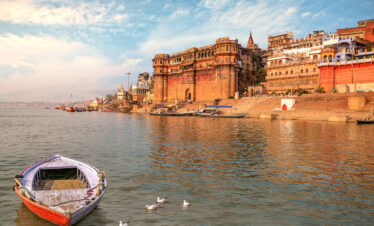 Varanasi Heritage and Temple Tour Package
