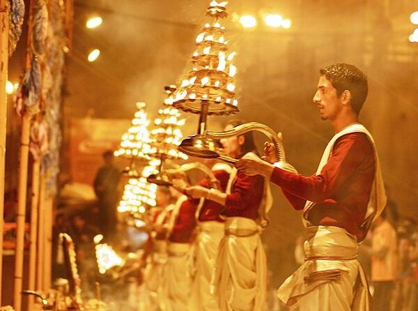Paquete turístico de peregrinación a Varanasi